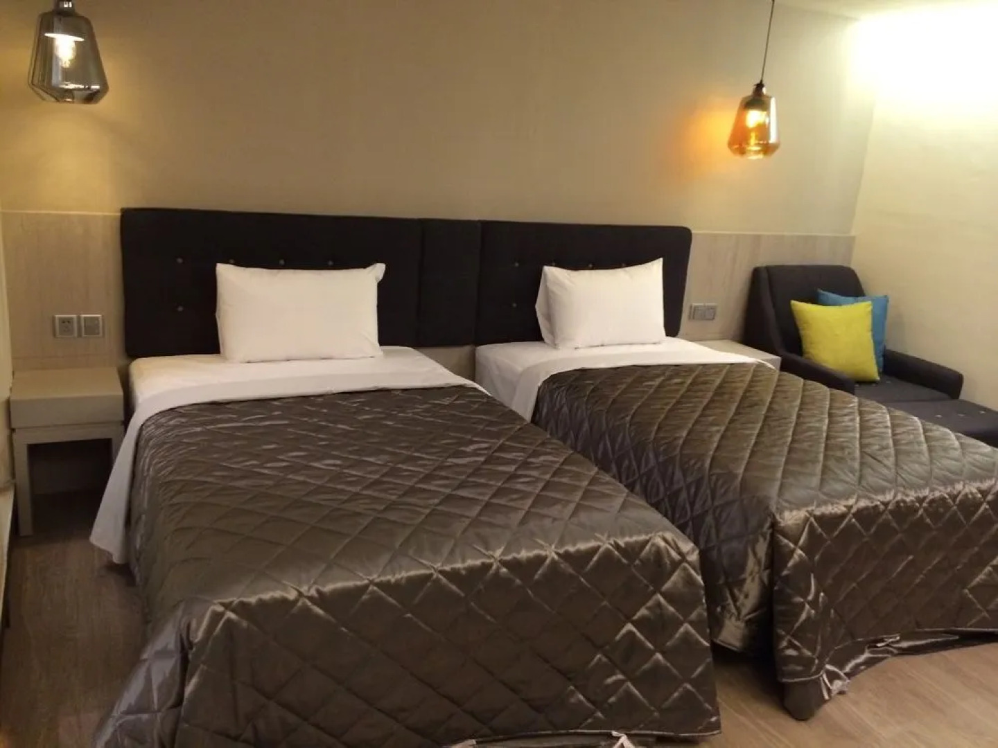 Hub Hotel Kaohsiung Yawan Branch