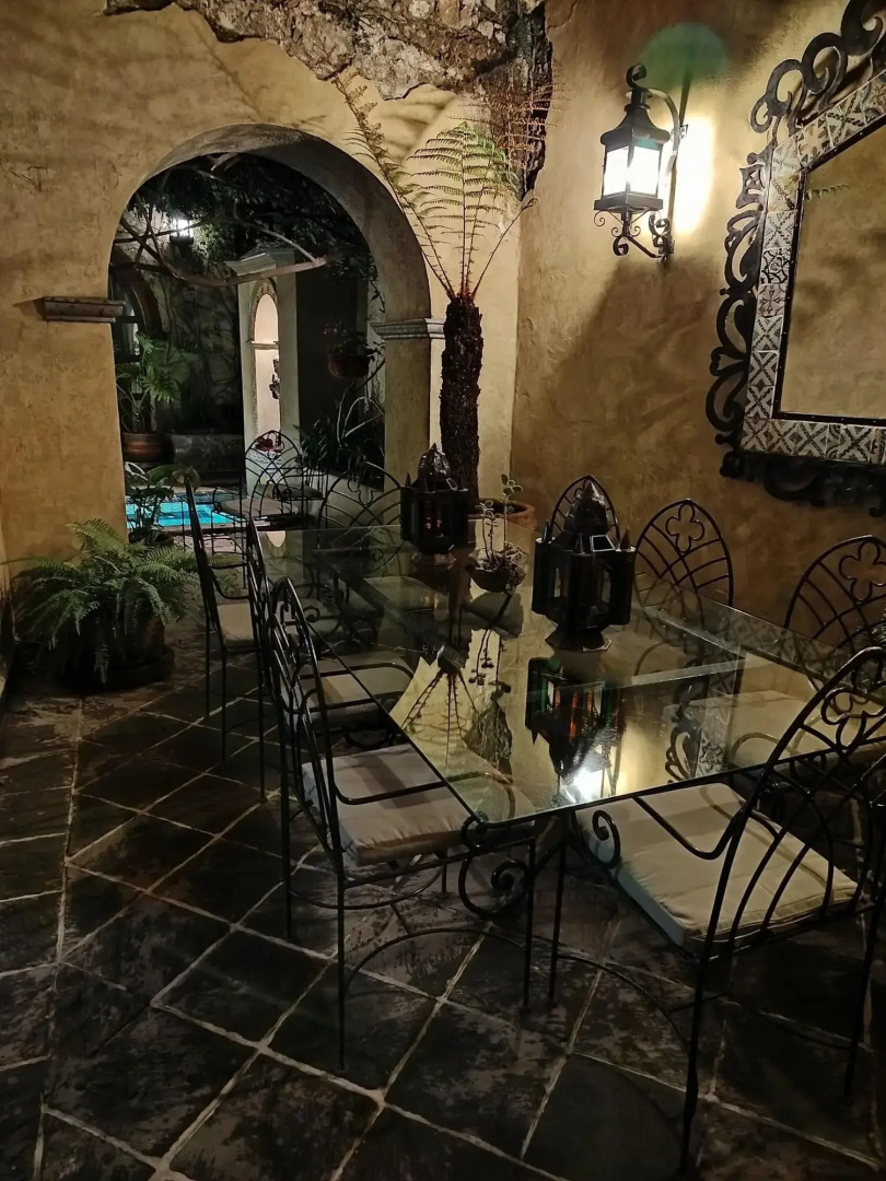 Hacienda Las Amantes