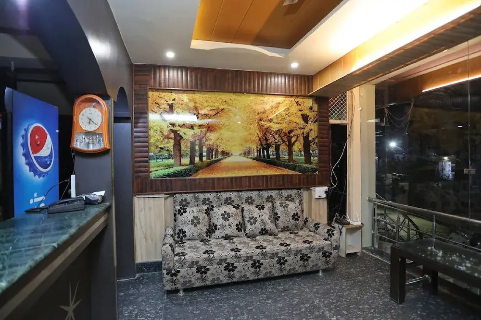 OYO 19804 Hotel Geet International