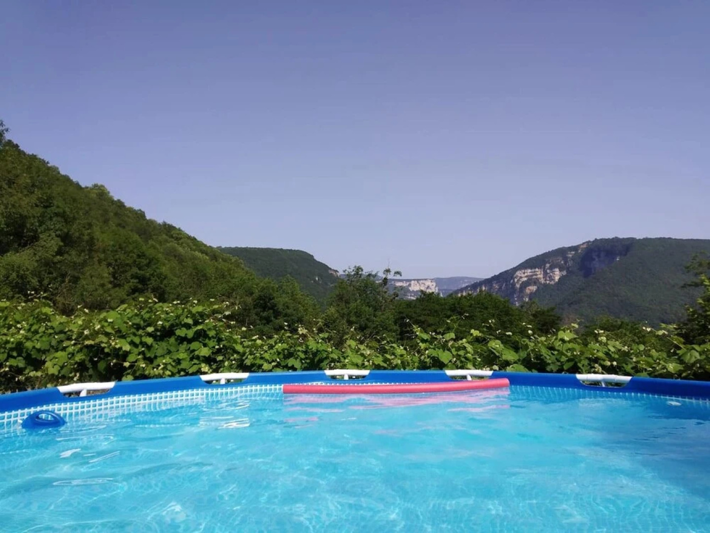 Apartment with 2 Bedrooms in Saint-Rambert-En-Bugey, with Wonderful Mountain View, Enclosed Garden And Wifi