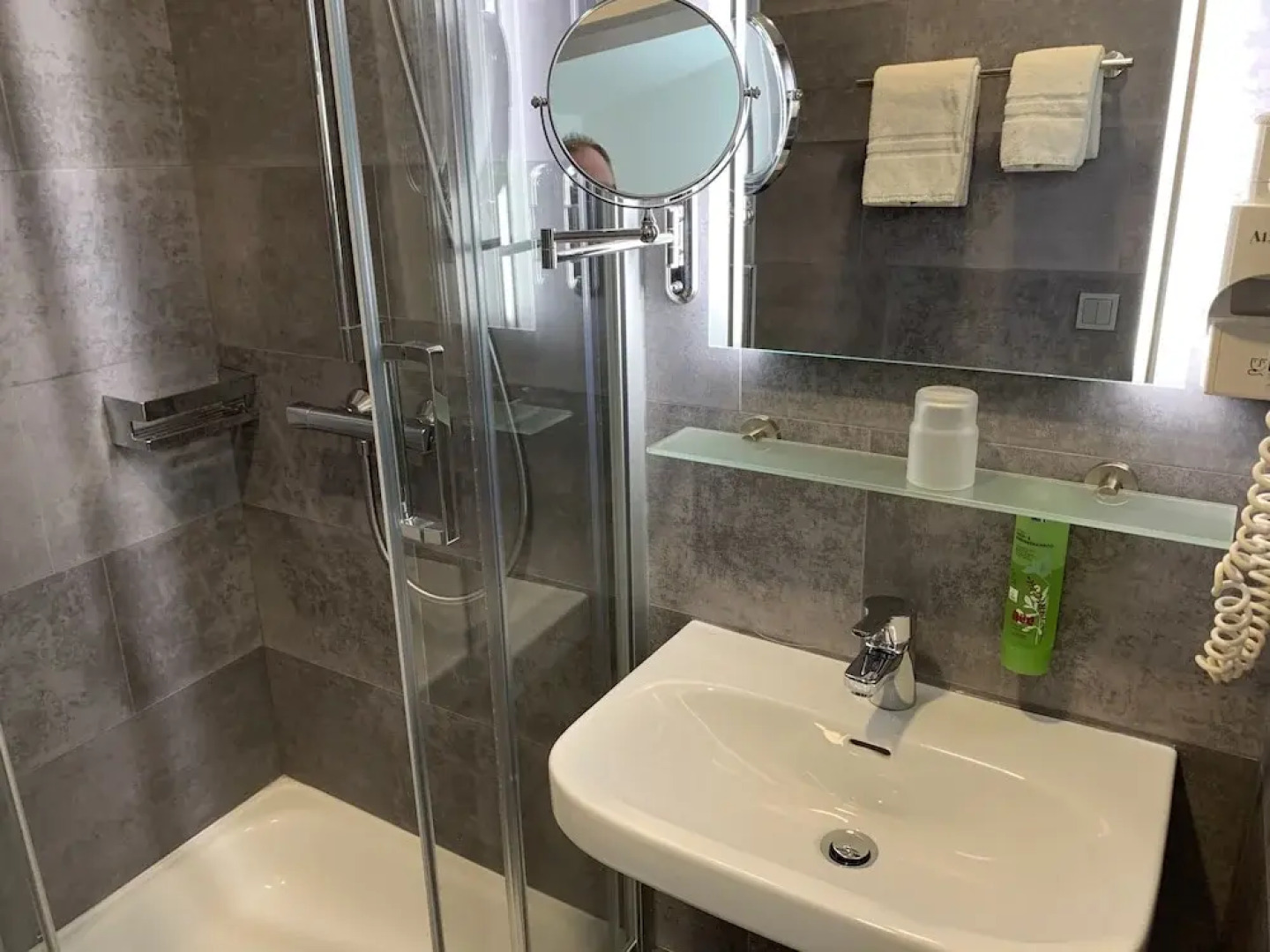 Ziegenbruch's Hotel & Restaurant