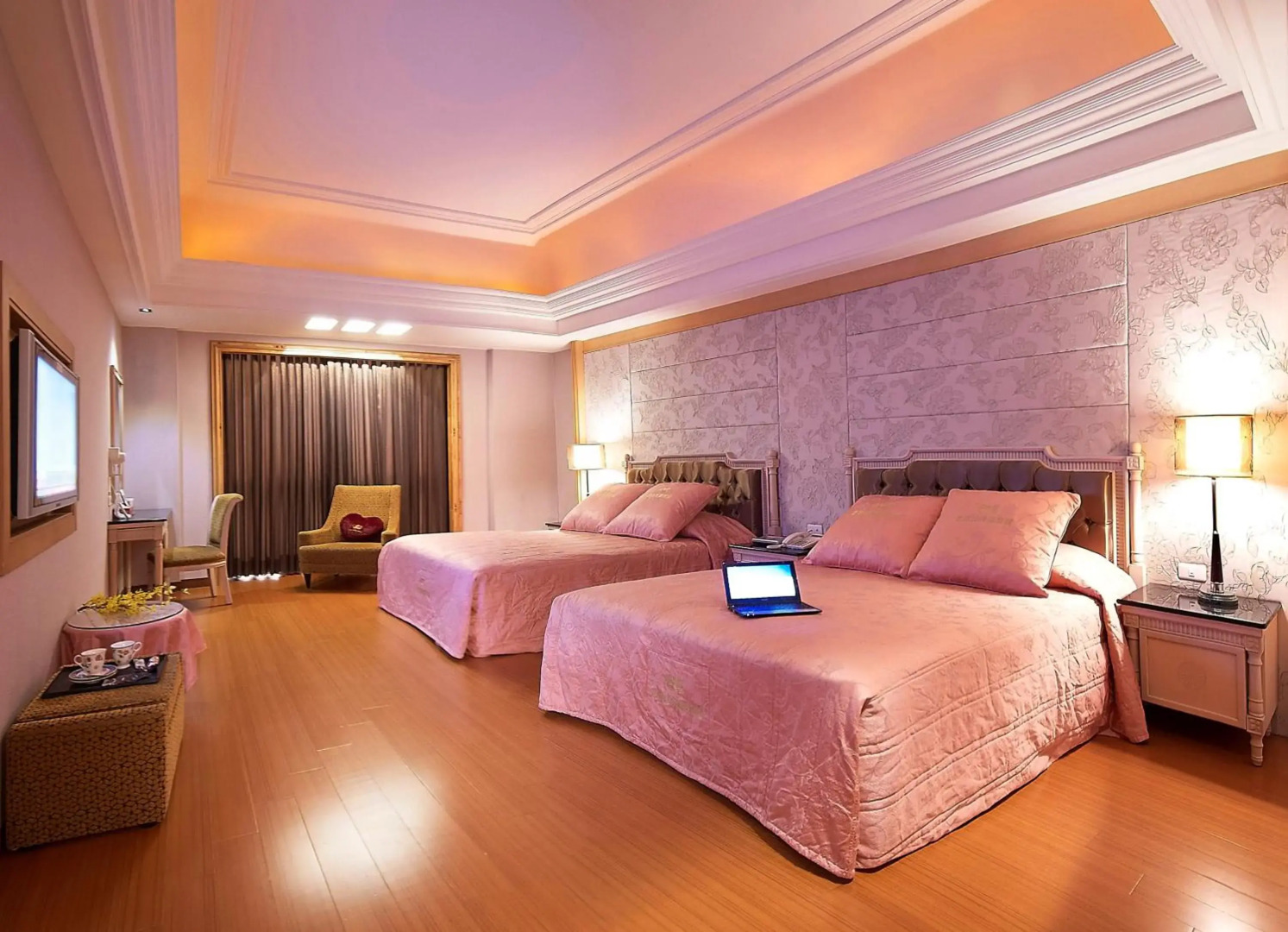 Zhi Baishan Motel