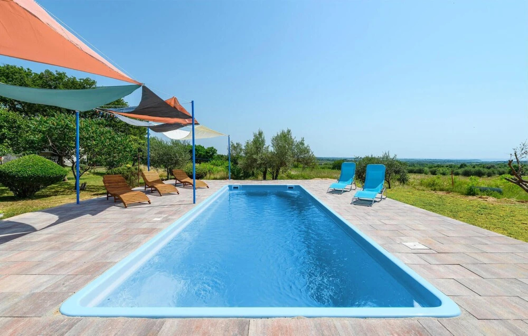 Stunning Home in Tar With Wifi and 0 Bedrooms