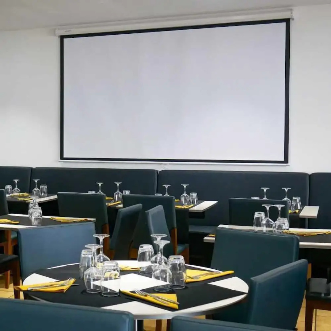 LE CENTRAL Hôtel Bar Restaurant