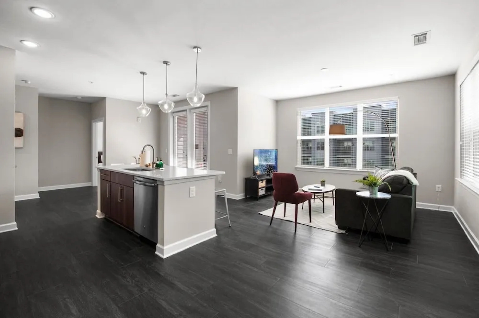 Kasa FreeMoreWest Charlotte