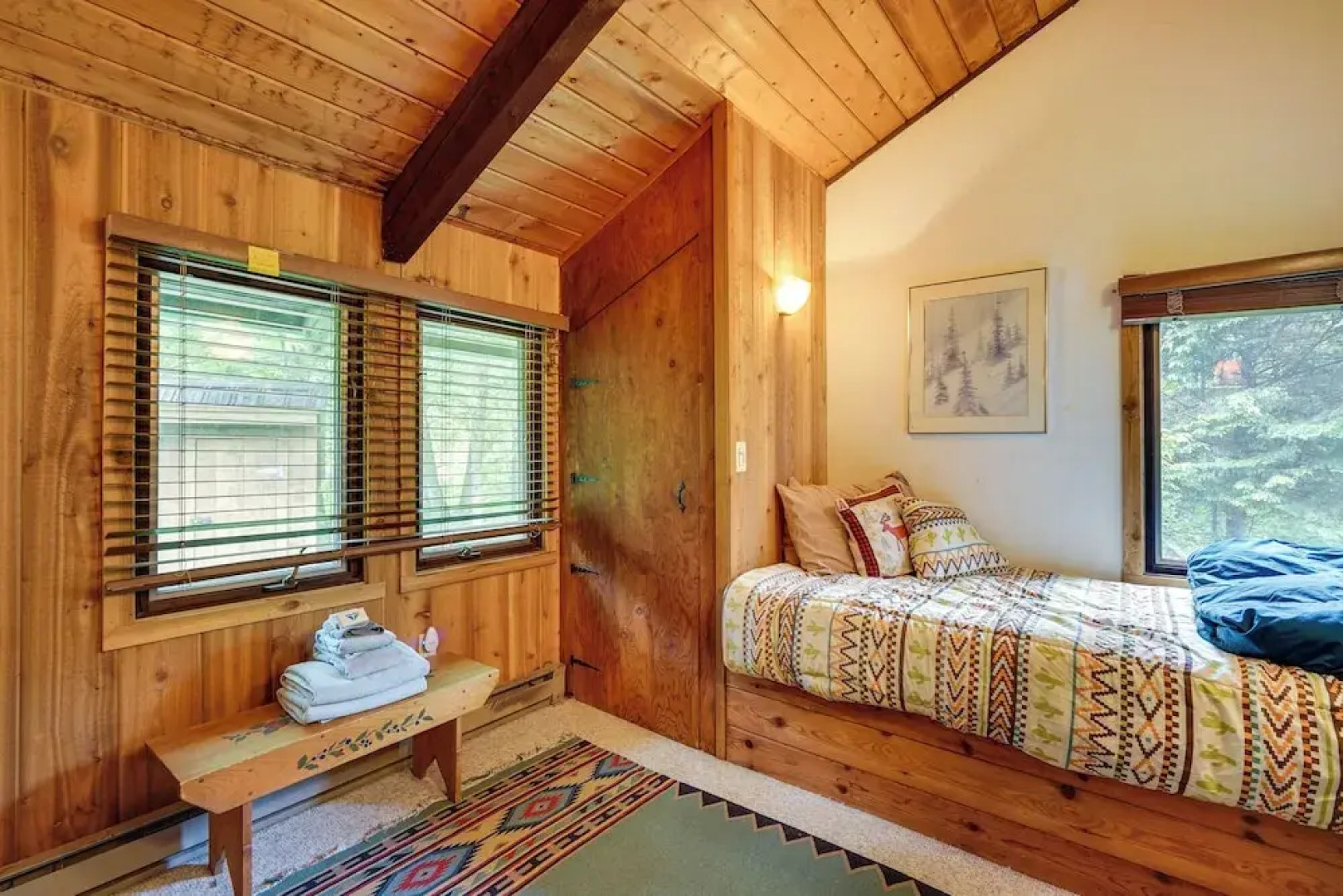 Jamaica Vacation Home w/ Deck: 8 Mi to Skiing!