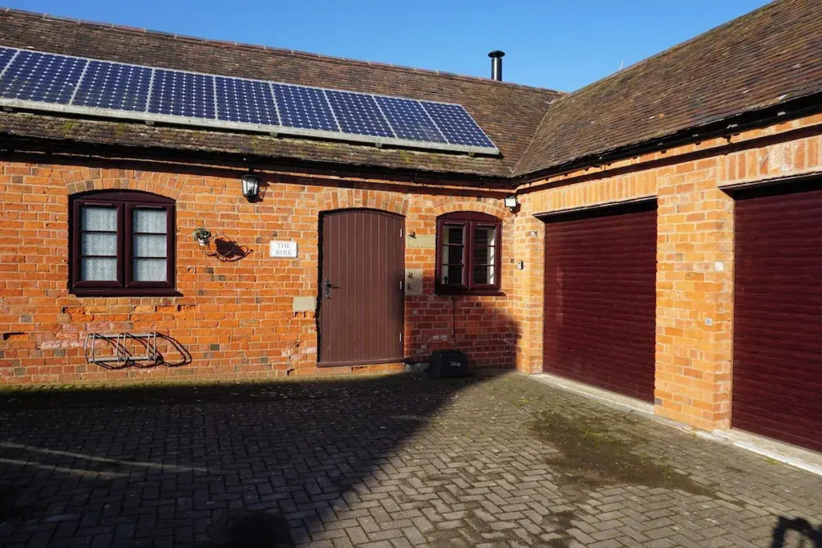 Tranquil Farlow Retreat, Sleeps 4 With Parking