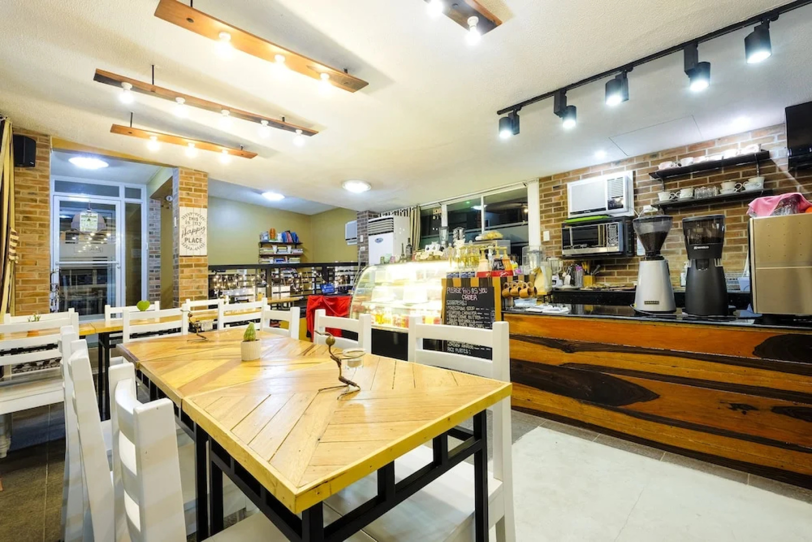 JAPI Traveller's Hotel & Restaurant - Annex