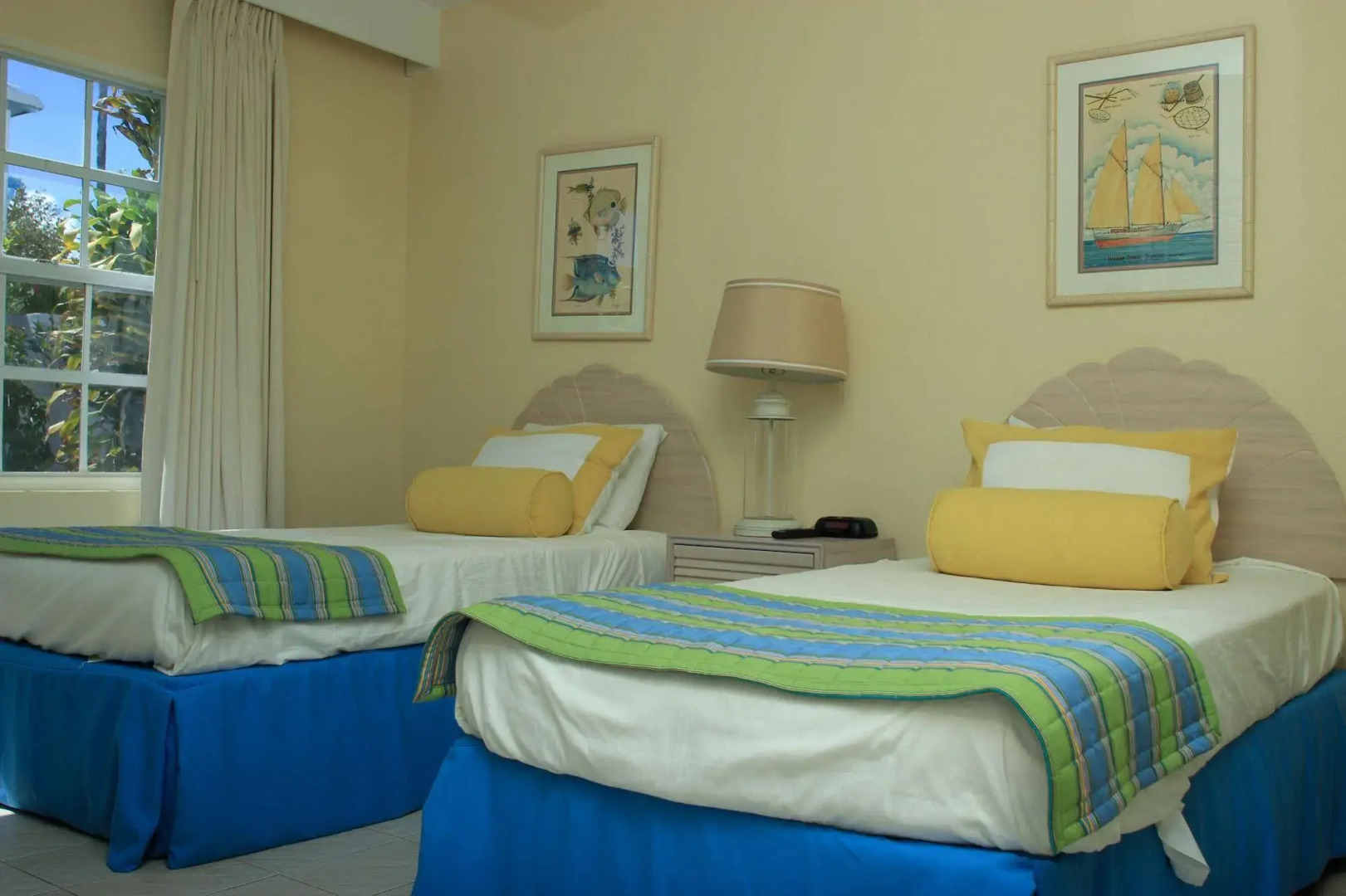 Paradise Island Beach Club by RedAwning