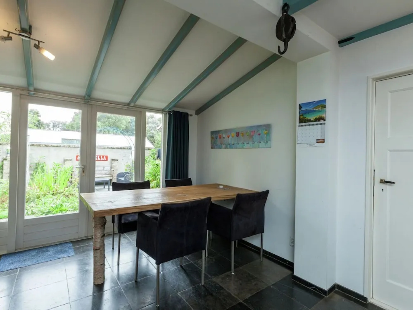 Stylish Holiday Home with Box Bed near Lake Veere