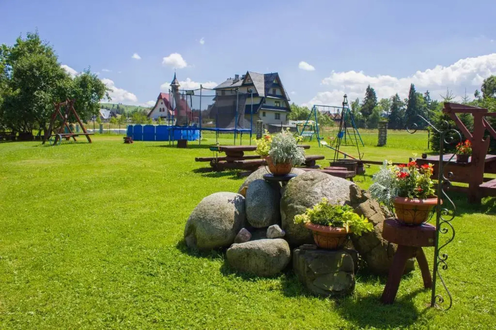 Hacjenda Apartamenty & Pokoje Goscinne