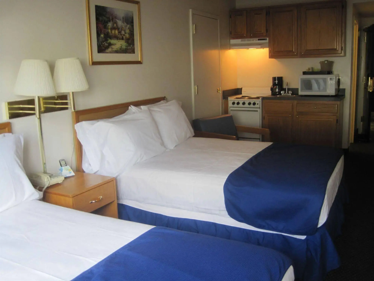 The Constitution Inn