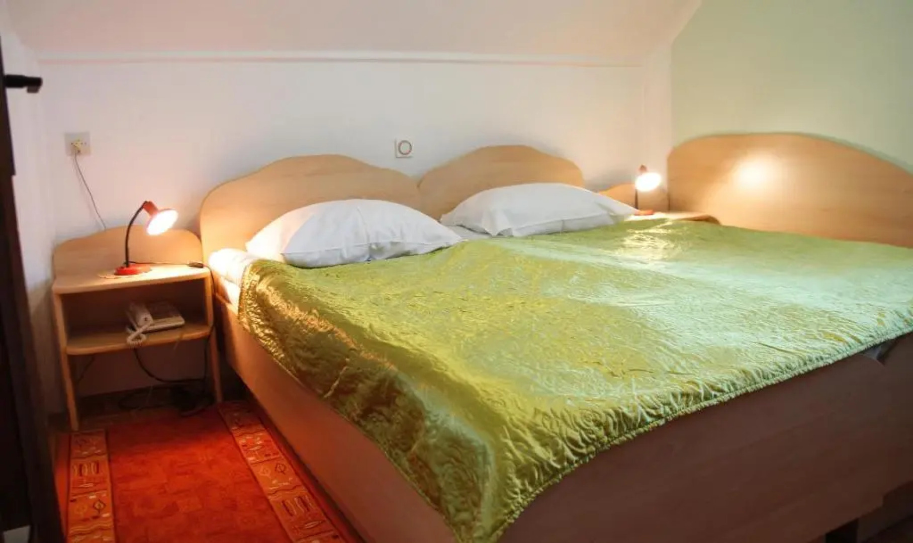 Rooms & Apartments Jana