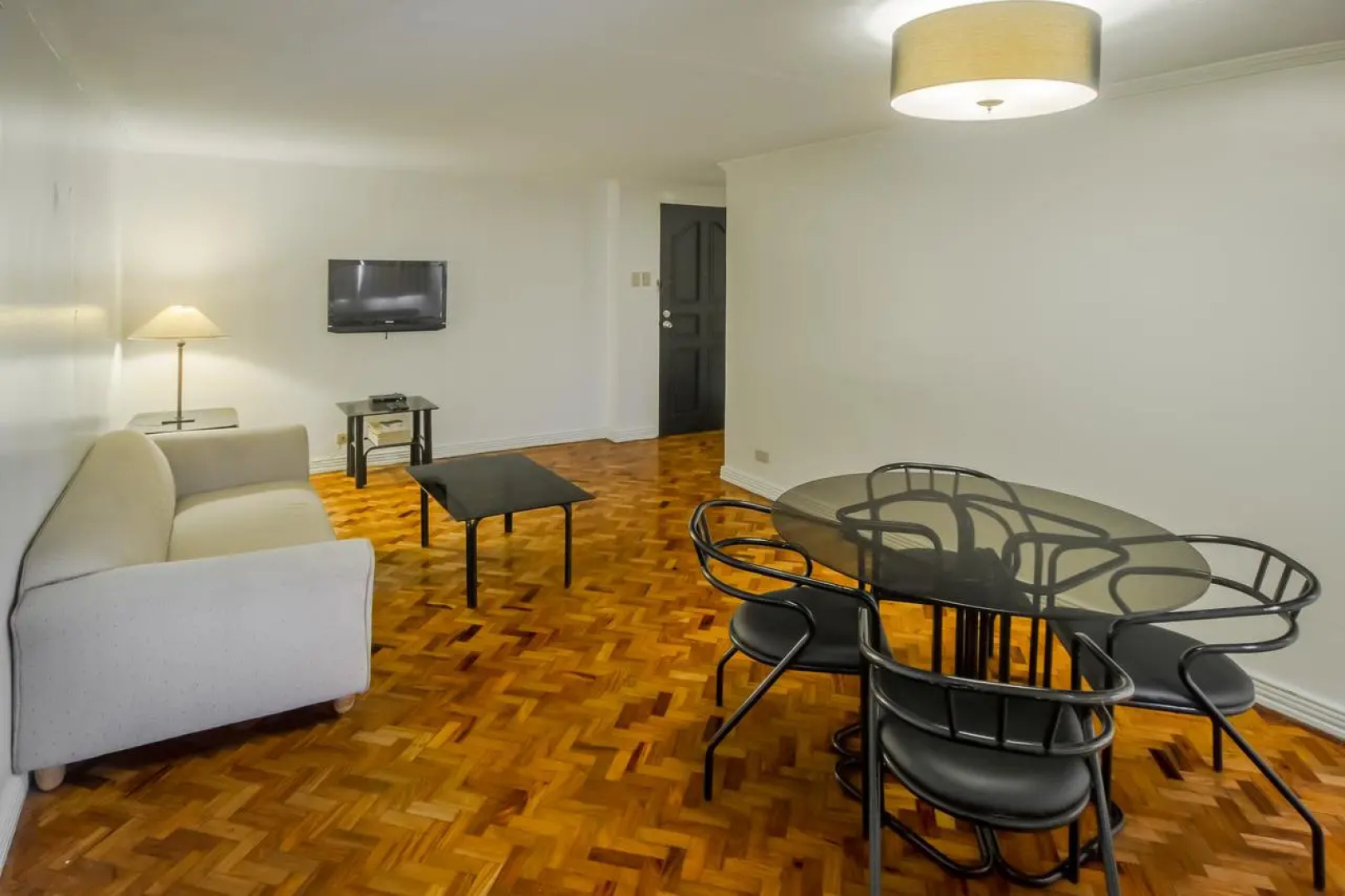 Salcedo Suites