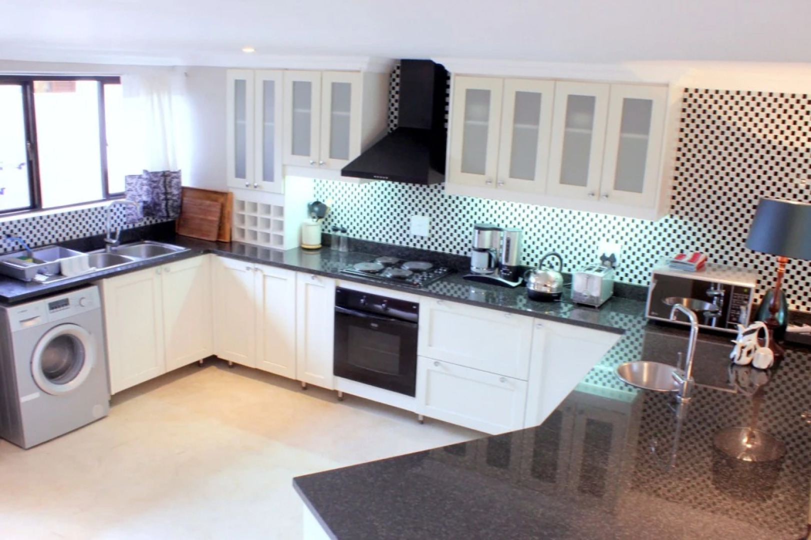 Raptors Wildlife Escapes 28 Apartment