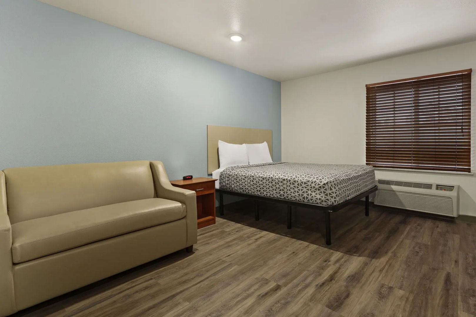 WoodSpring Suites Columbia Fort Jackson