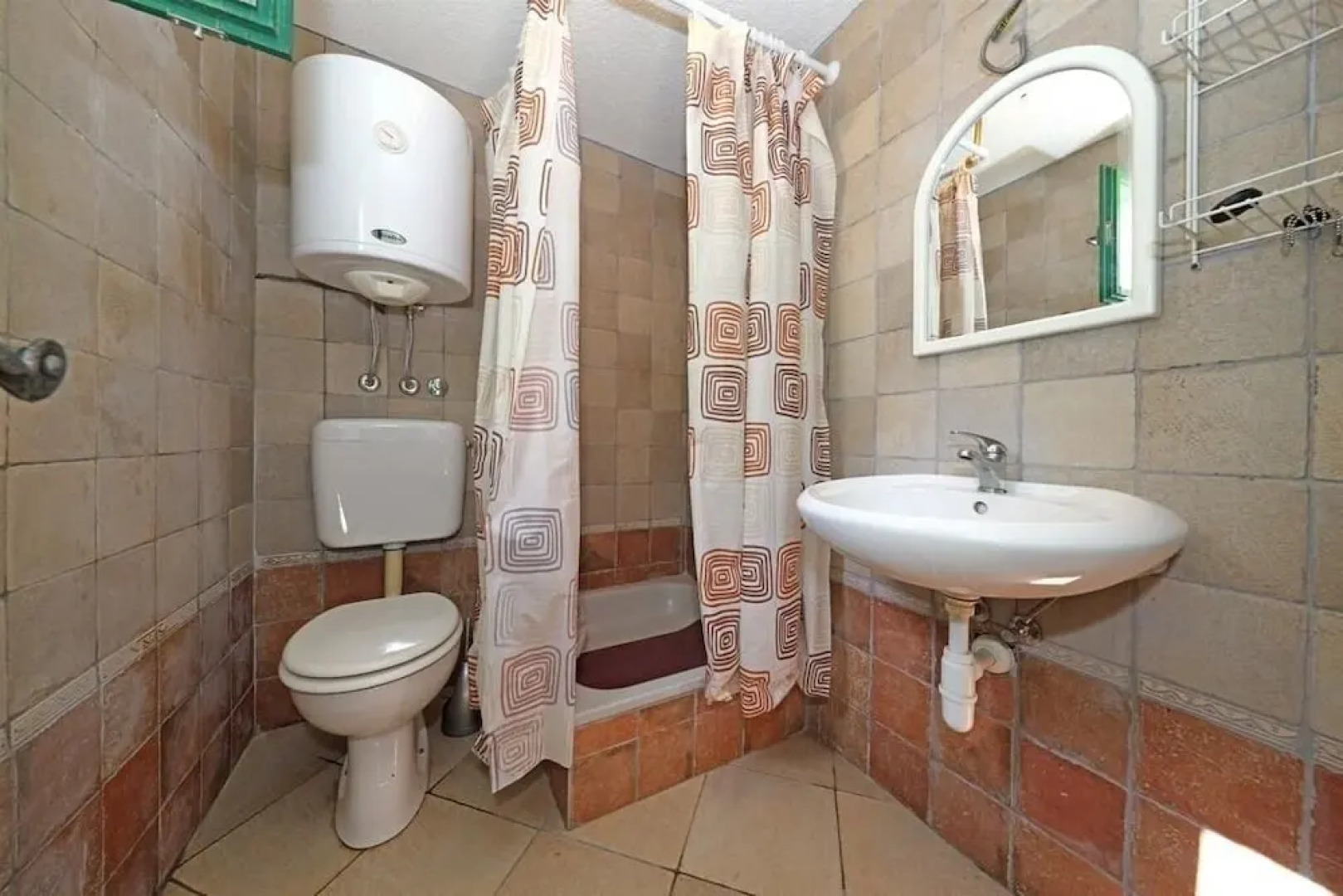 Role - Retro & Affordable - H