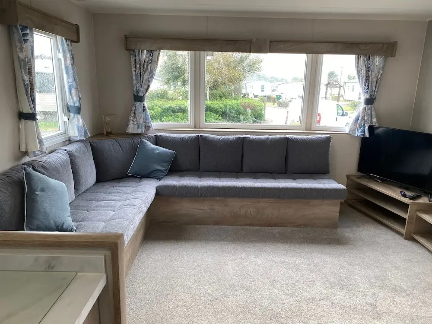 Immaculate 3 Bedroom Caravan in Presthaven