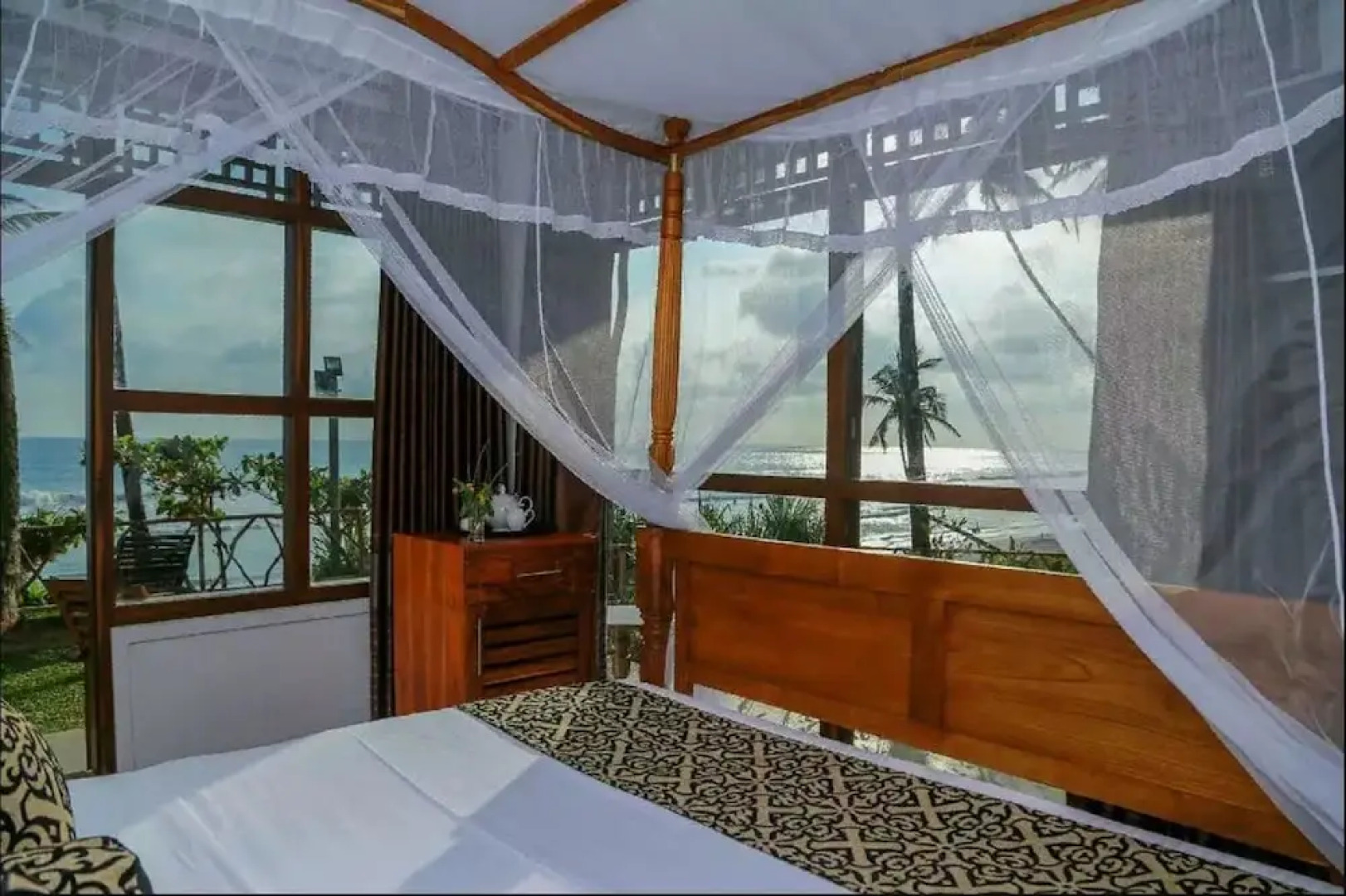 Top Secret Beach hotel