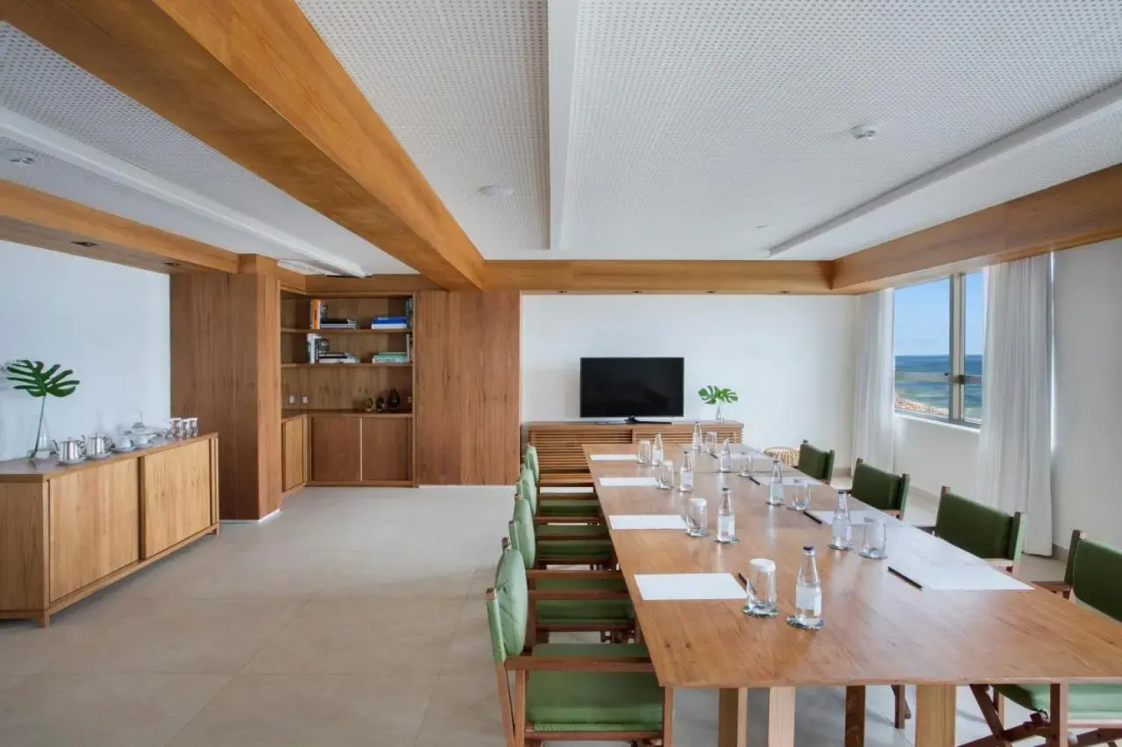 Marina All Suites Hotel