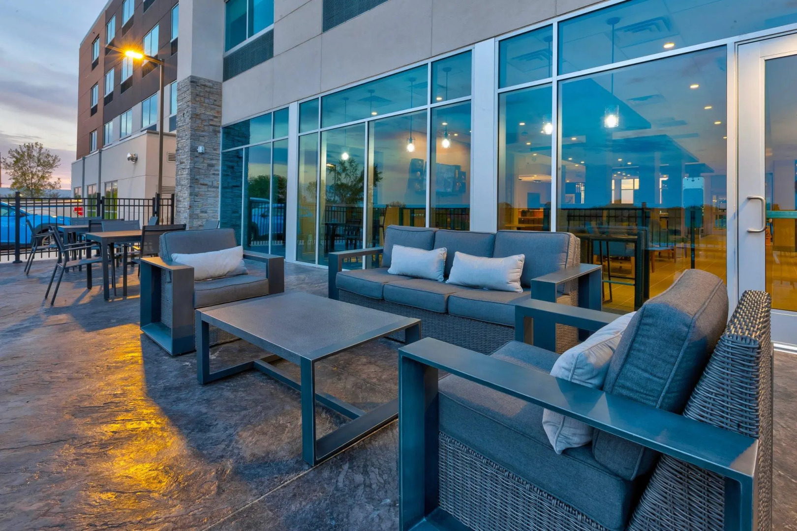 Holiday Inn Express & Suites Cedar Springs – Grand Rapids N by IHG