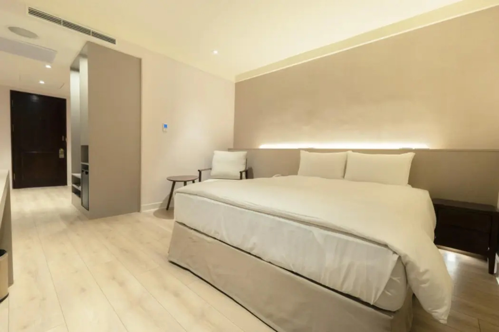 Tainan California Villa