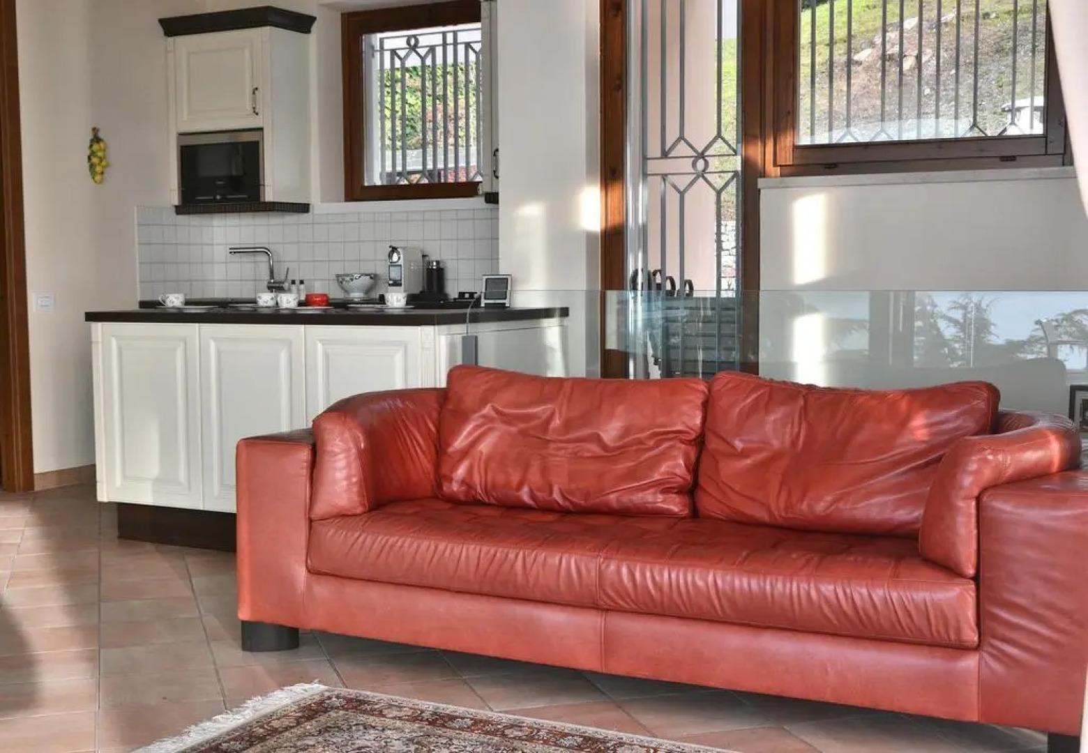 Villa Sybille With Pool And Lake View