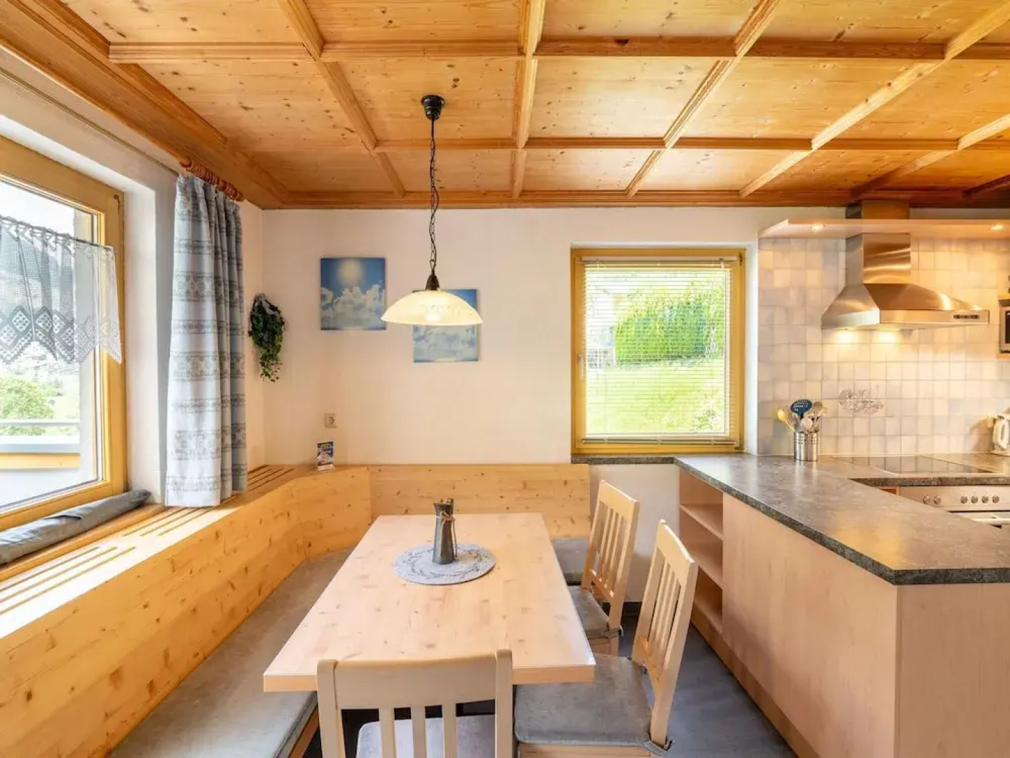 Spacious Apartment Near the Centre and ski Resort
