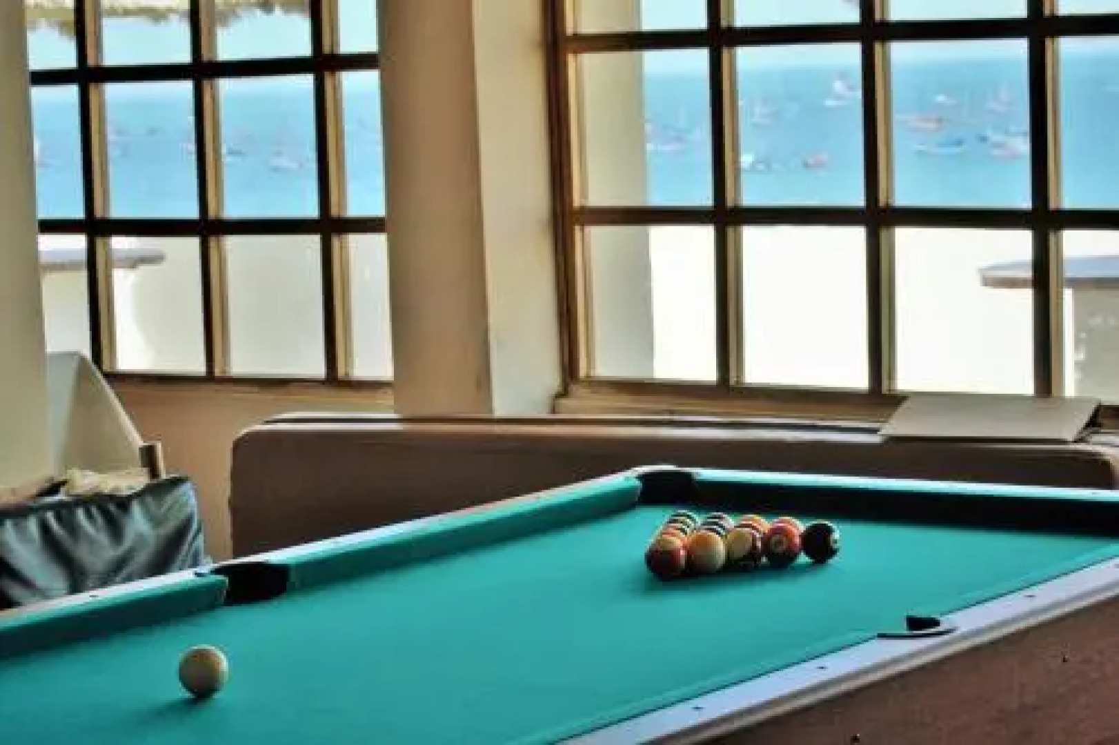 El Merlin at the Point