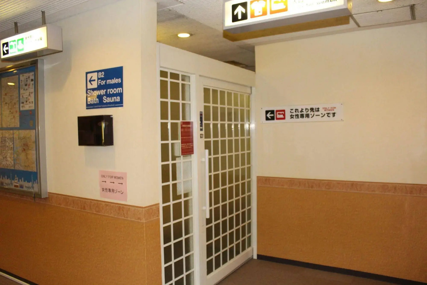 Men's only Capsule Hotel Asahi Plaza Shinsaibashi