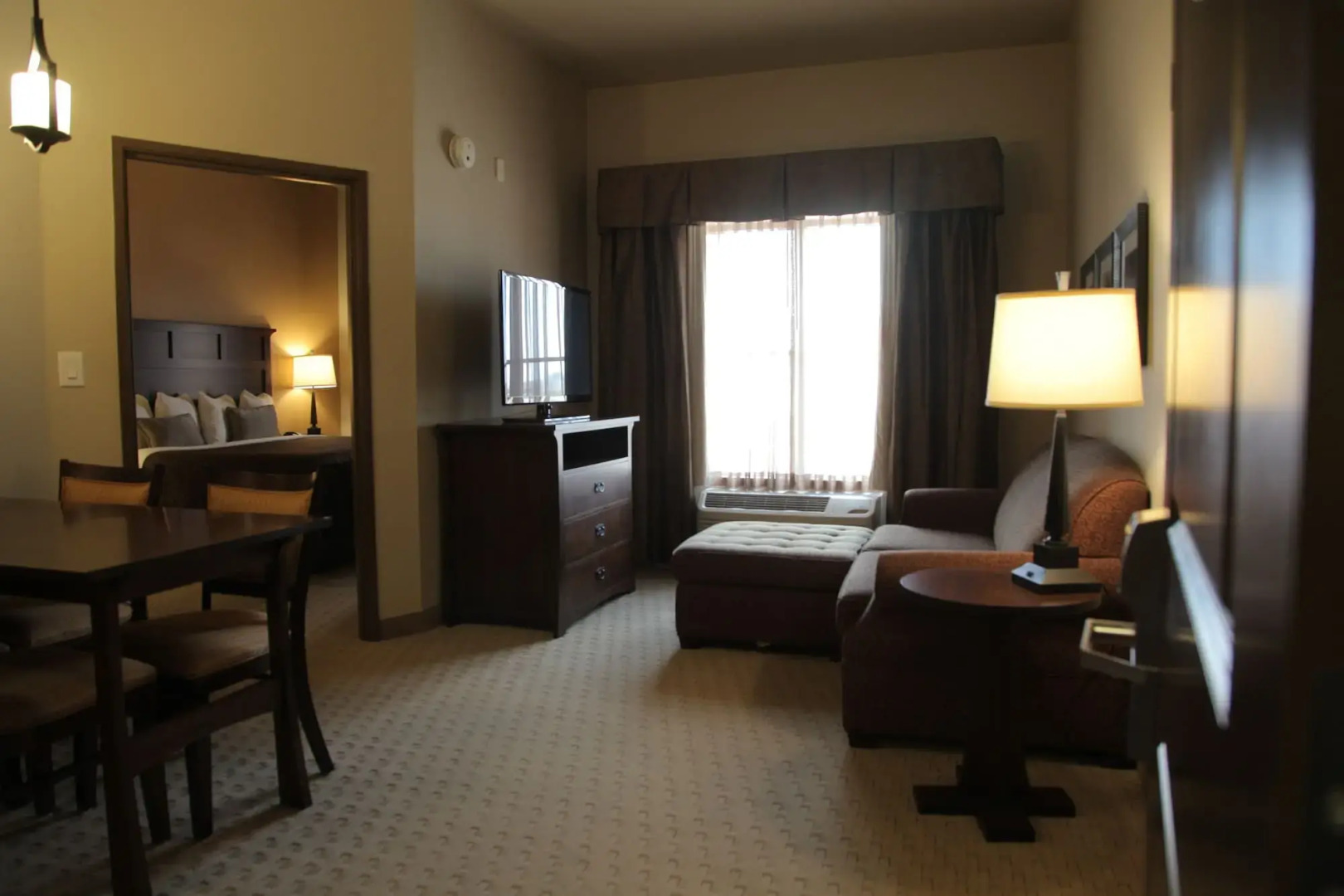 Teddy's Residential Suites New Town