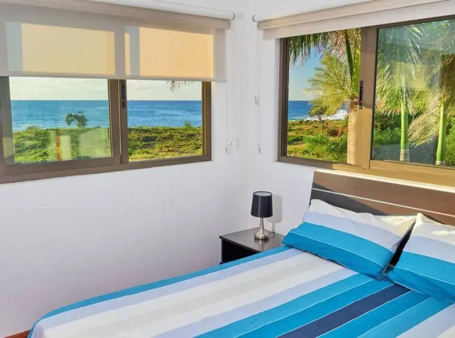 Côte Ouest - VUE IMPRENABLE SUR LA MER - VILLA BELIFAGE BLEUE avec Piscine Privative