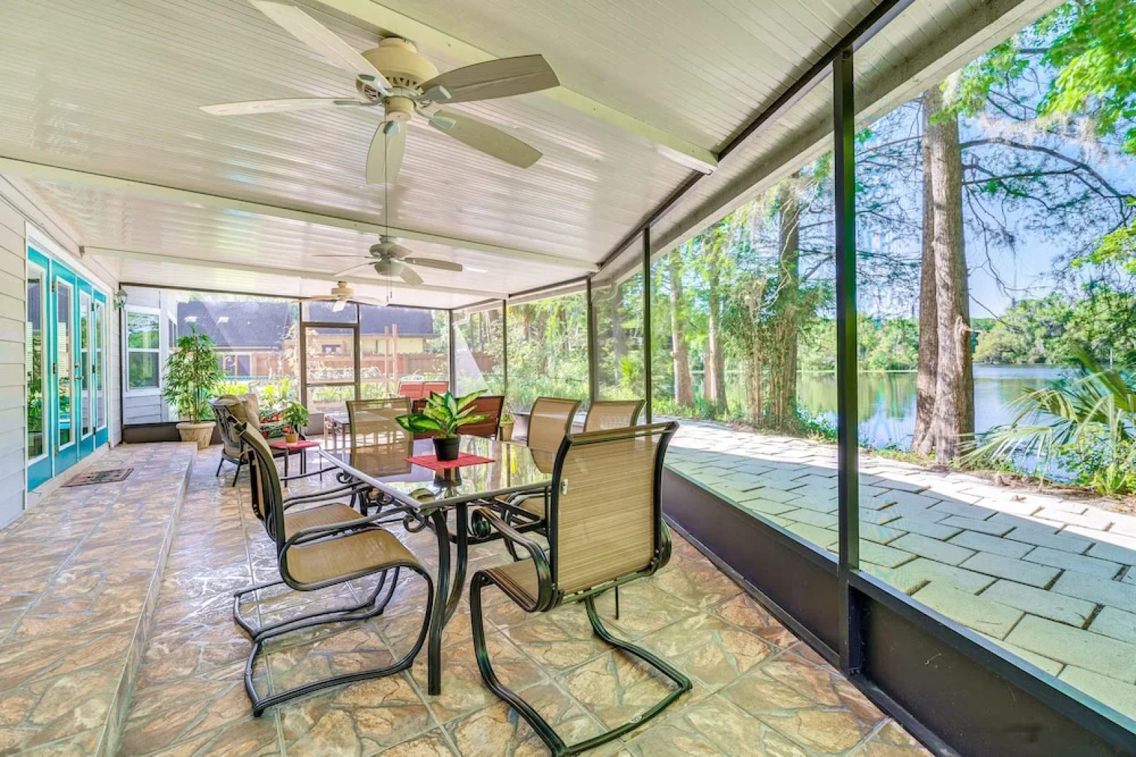 Dock & Lanai: Waterfront Home in Dunnellon