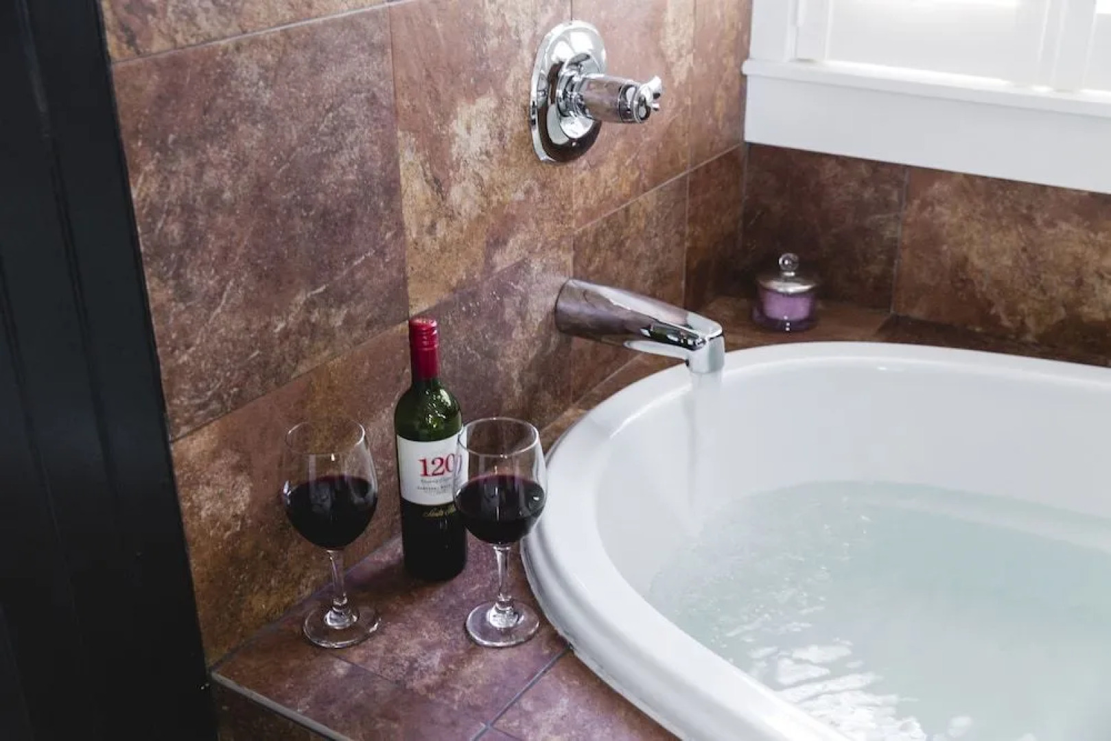 The Platinum Pebble Boutique Inn - Adults Only