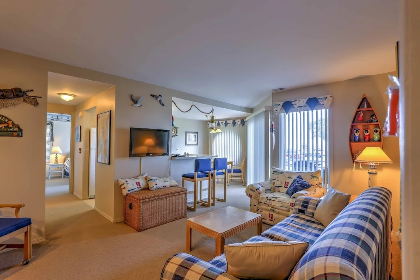 Charming Port Clinton Condo w/ Community Amenities