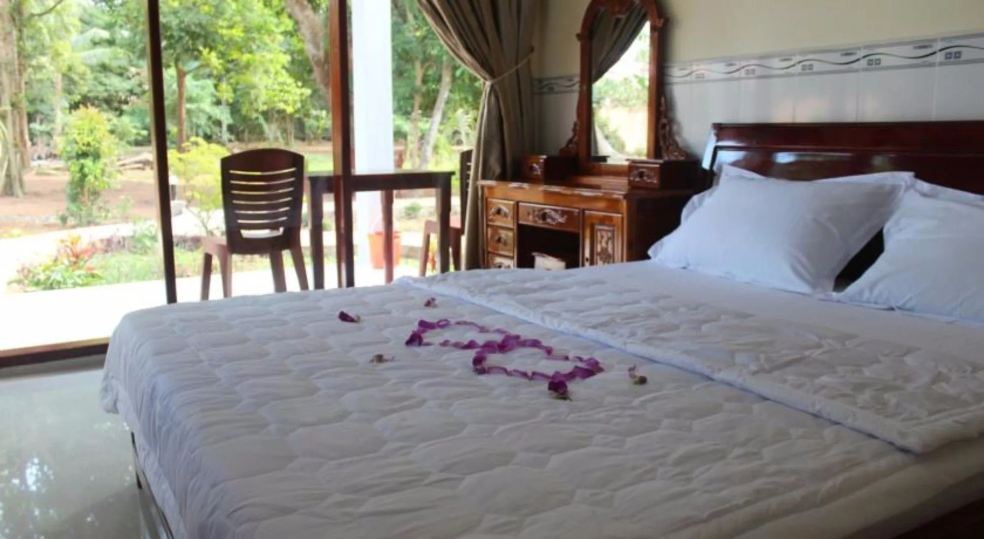 Hoa Nhat Lan Bungalow