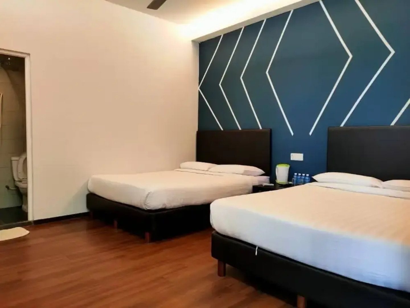 Sea Lion Pulau Ketam Bungalow Homestay