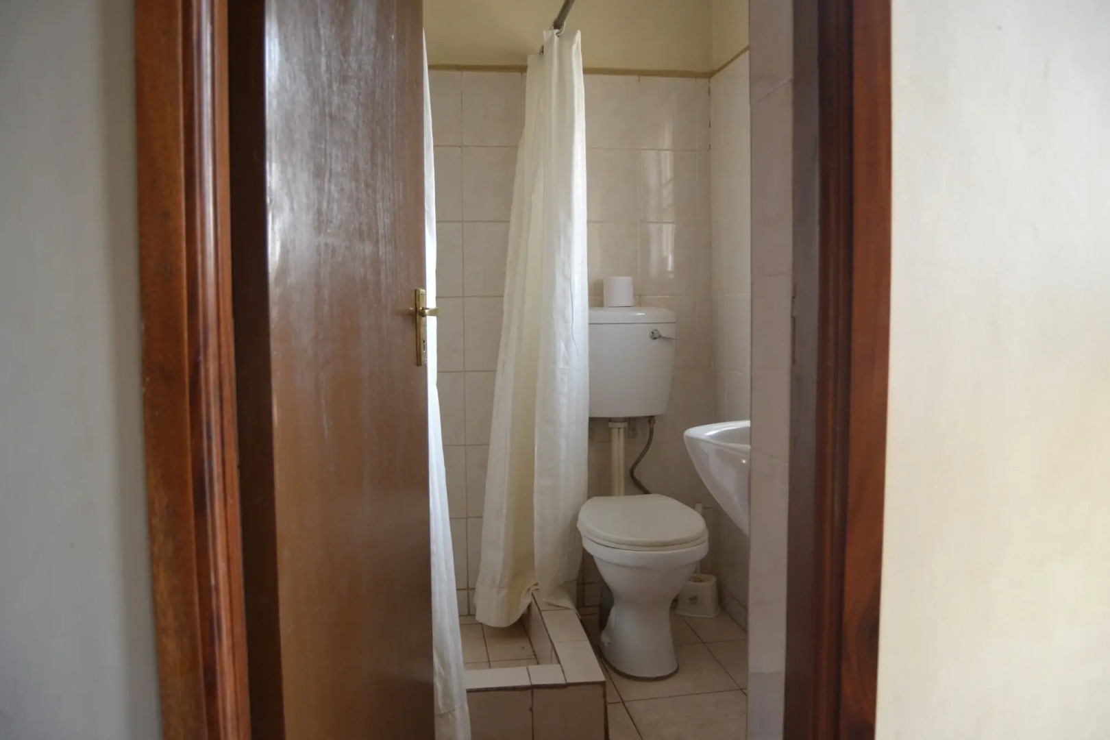 Raja Excelsior Hotel