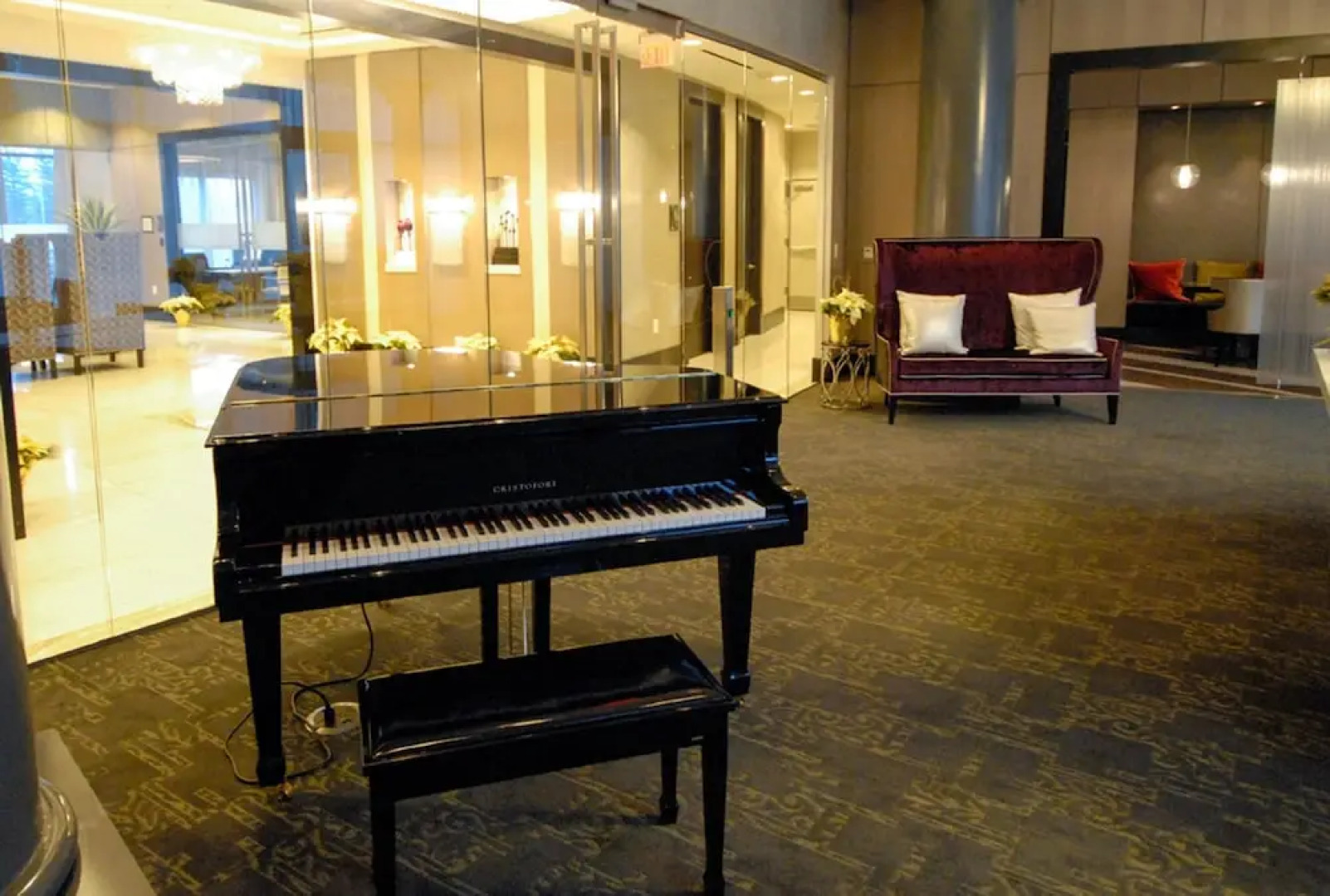 Global Luxury Suites at Park Crest