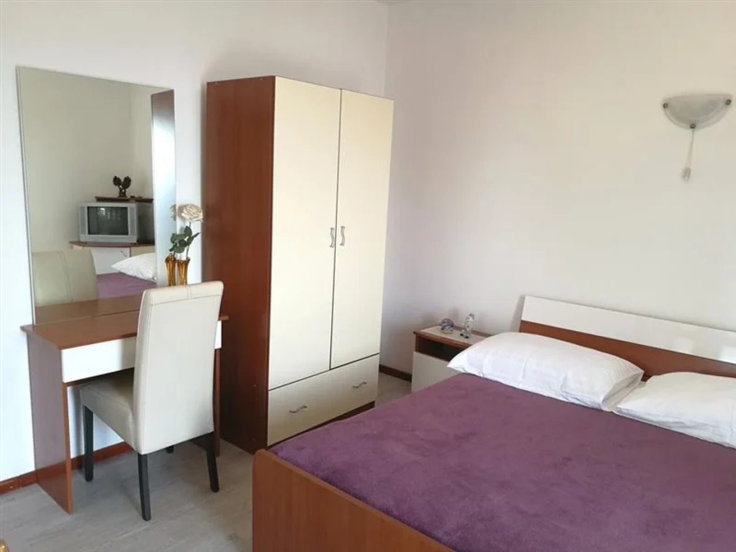 Apartments Jure Miljak