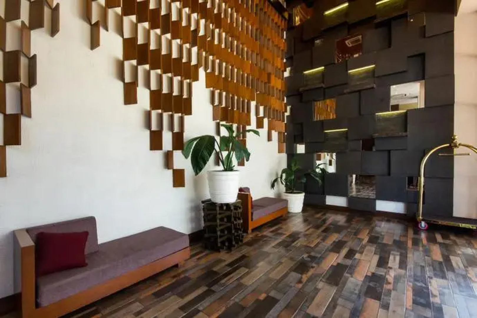 Imperial Court Hotel