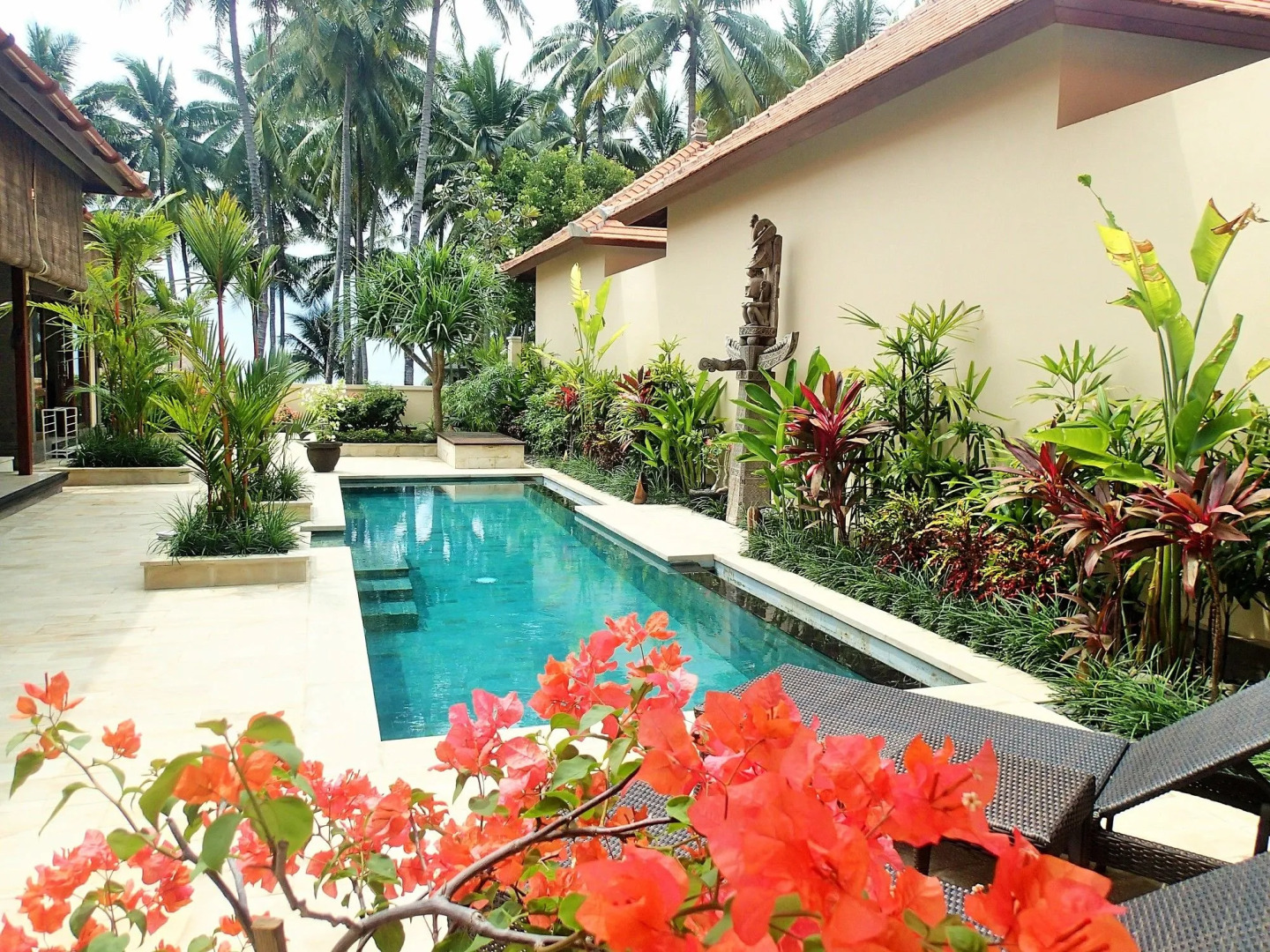 Aloka Bahari Villas