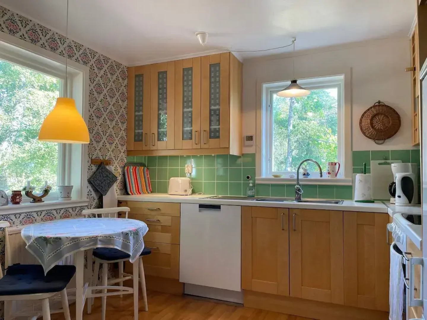 6 Person Holiday Home in Rockneby-by Traum