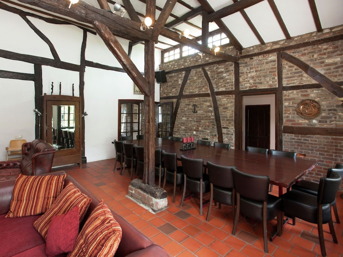 Magnificent Farmhouse in Sint Joost