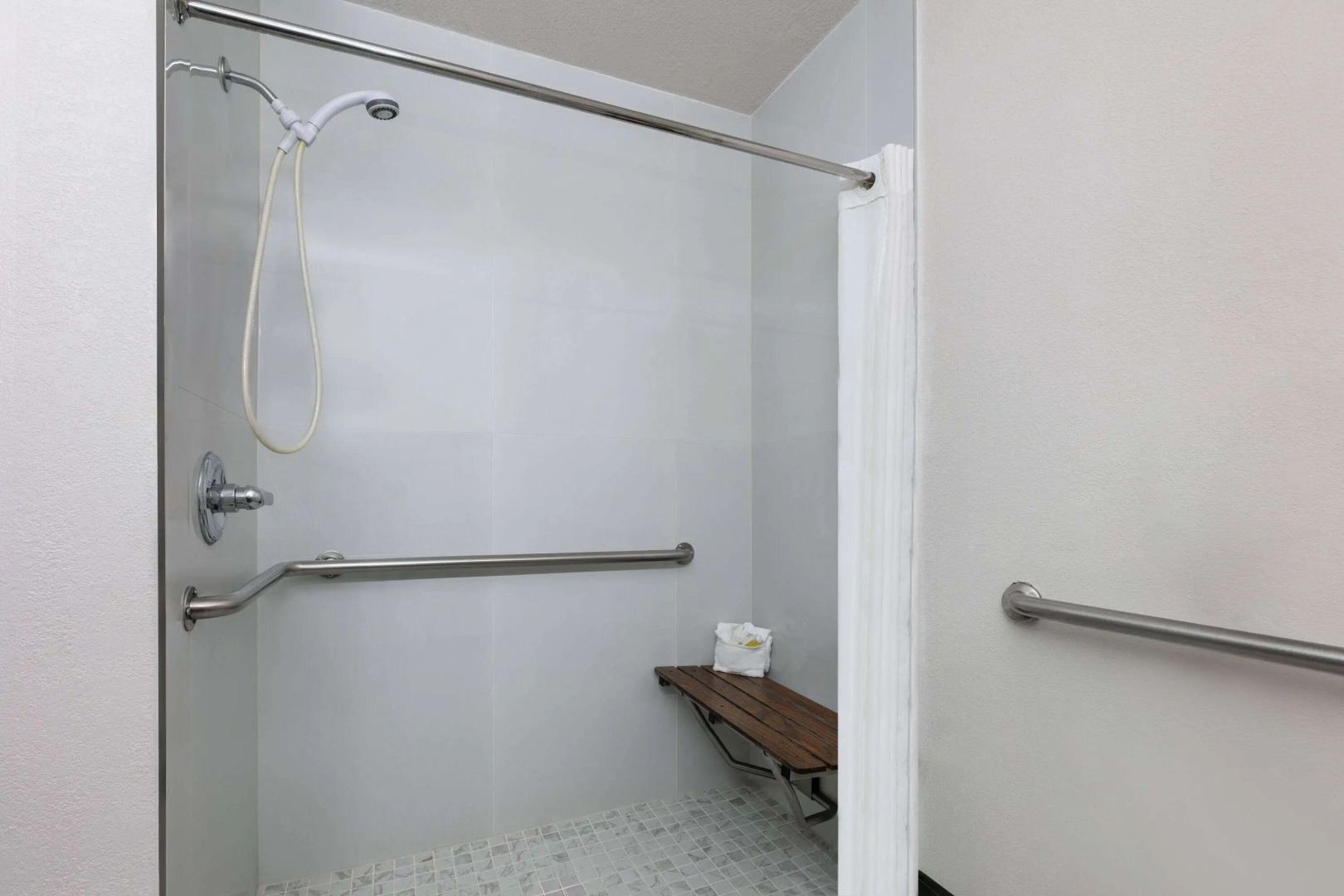 Super 8 by Wyndham Grapevine/DFW Airport Northwest