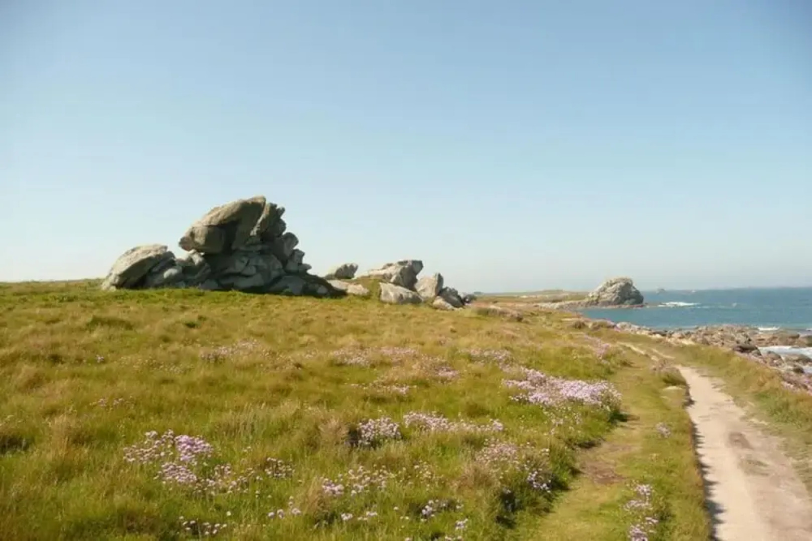 Apartment in Lilia Near Sandy Kastell Ac'h Beach