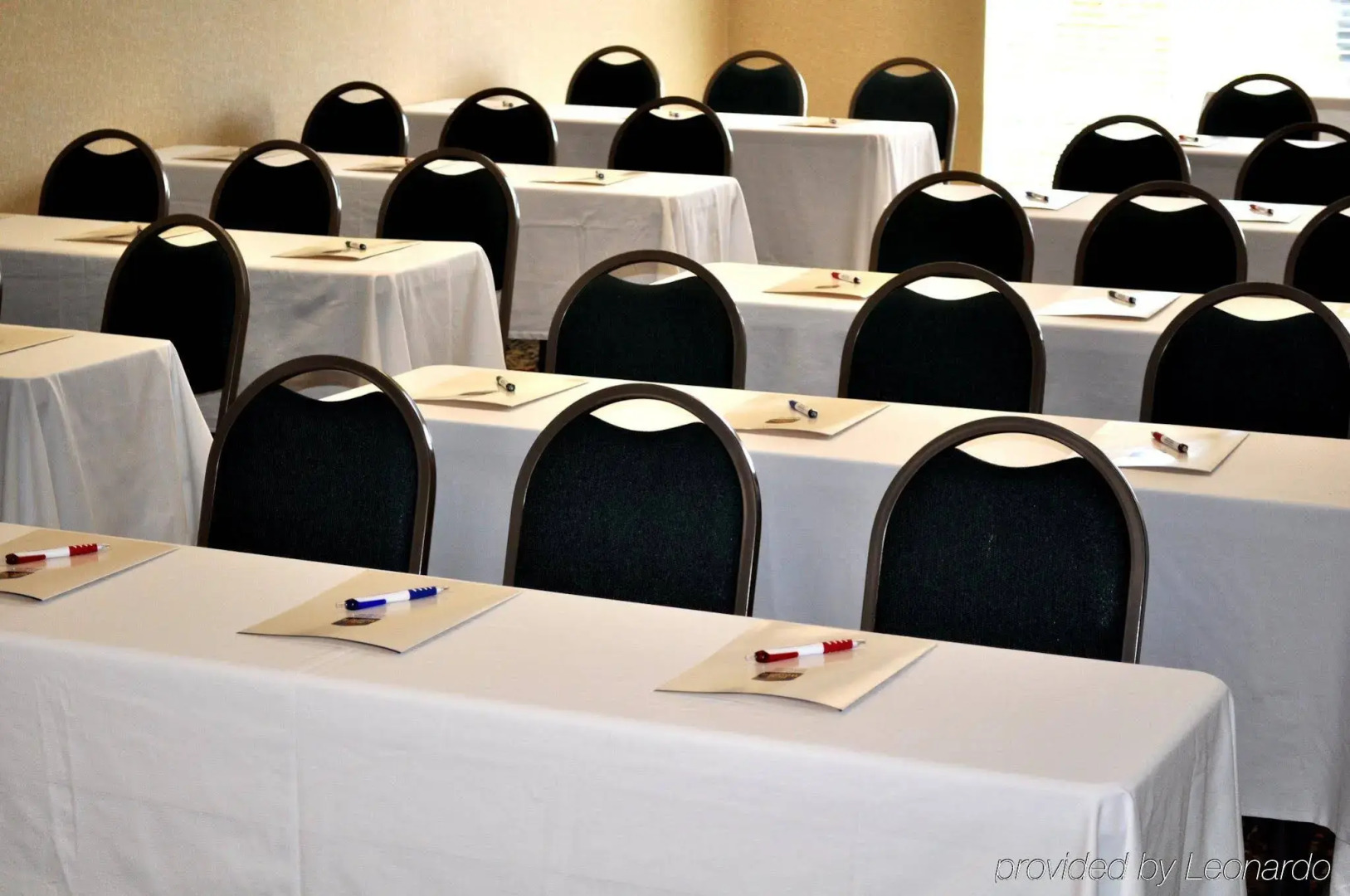 Best Western Plus Heritage Inn