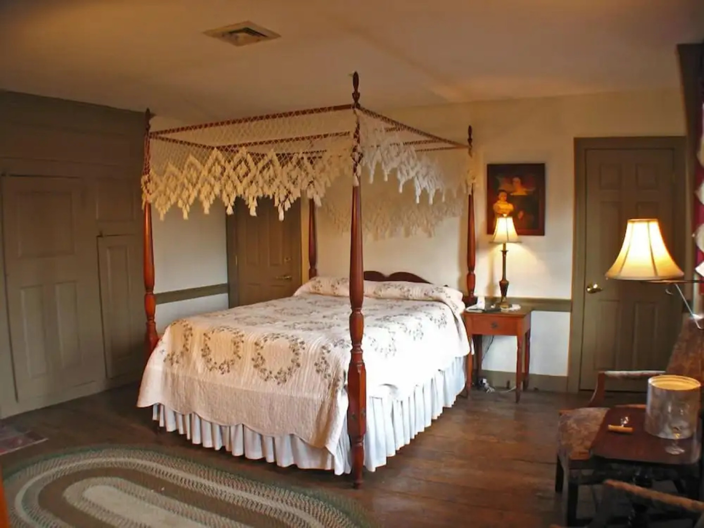 Whitehall Mansion Inn