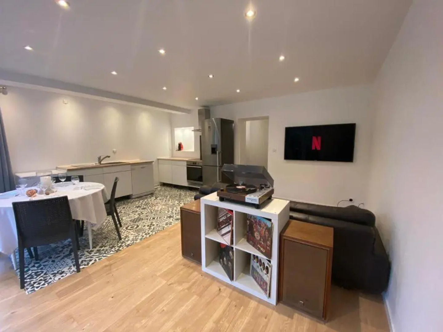 Très grande Villa pour 1 famille ou plusieurs...