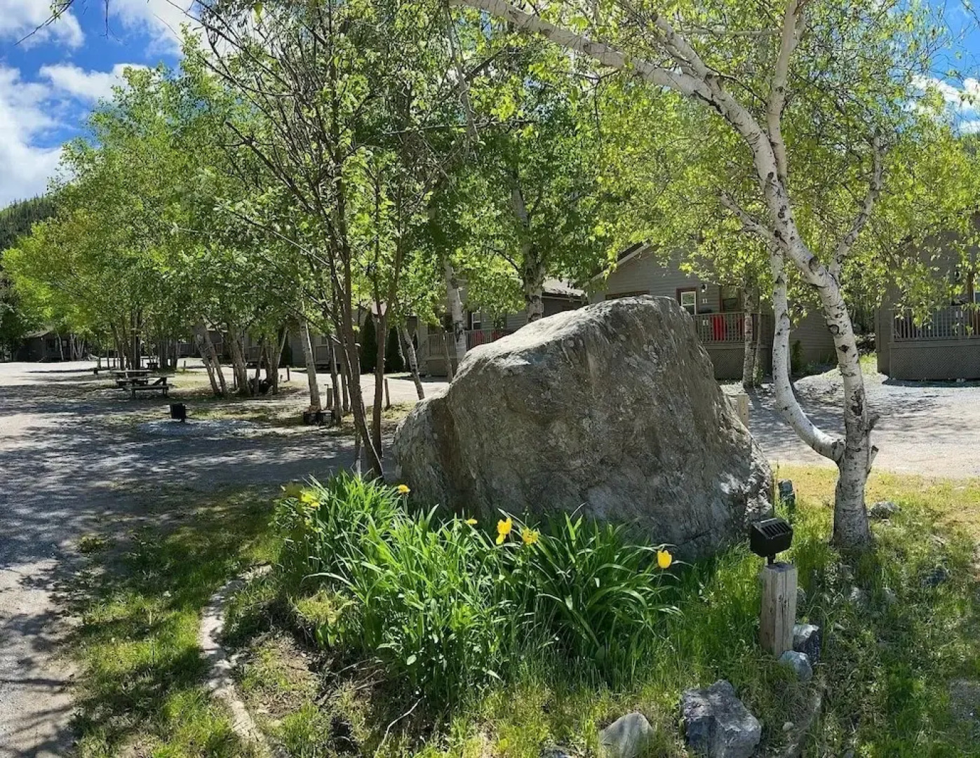 Georges Mountain Village